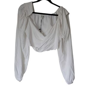 Elegant White Women's Top Vici X Caitlyn Size L Wrap Top